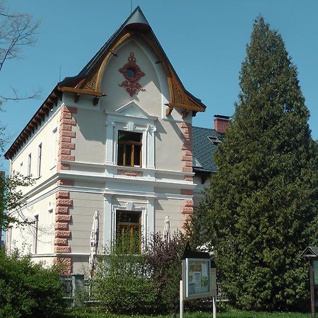 Penzion Vila Machu Kopřivnice Eksteriør billede